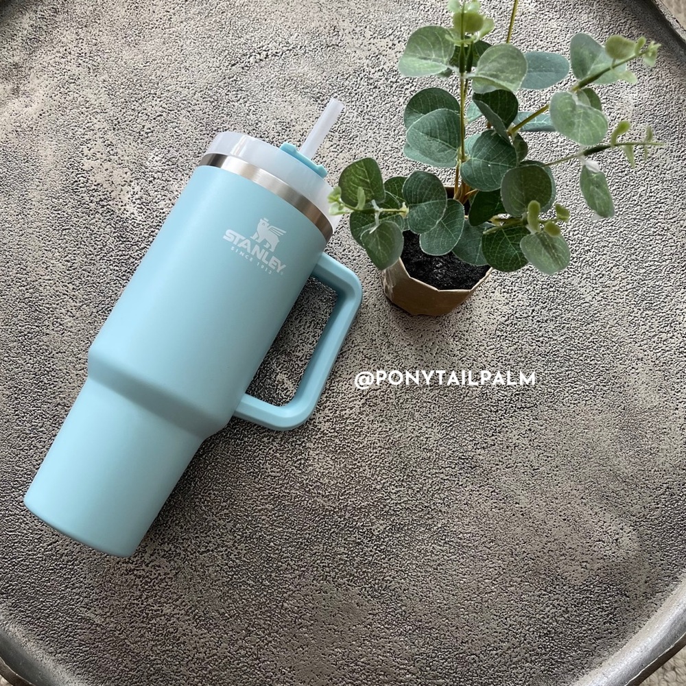 💎 NWT STANLEY - Aqua 40oz